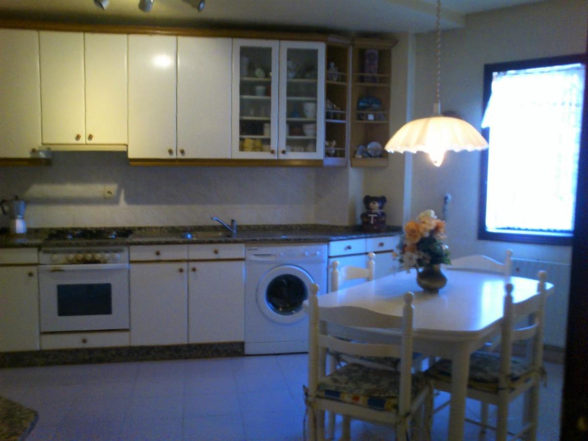Acogedora Habitacion Doble Junto A Paseos & Parques 산티아고데콤포스텔라 외부 사진